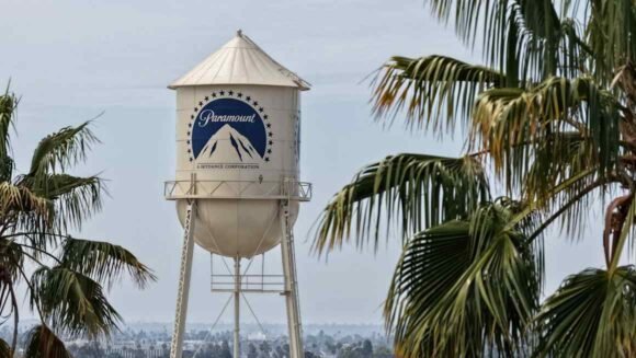 US judge pauses Paramount’s $110bn Warner Bros acquisition